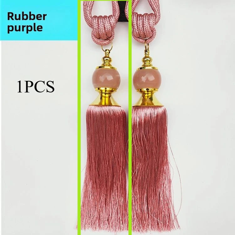 pompons rideau gris bleu jaune rouge classique anciens anneaux métalliques élégants ornement chambre salon