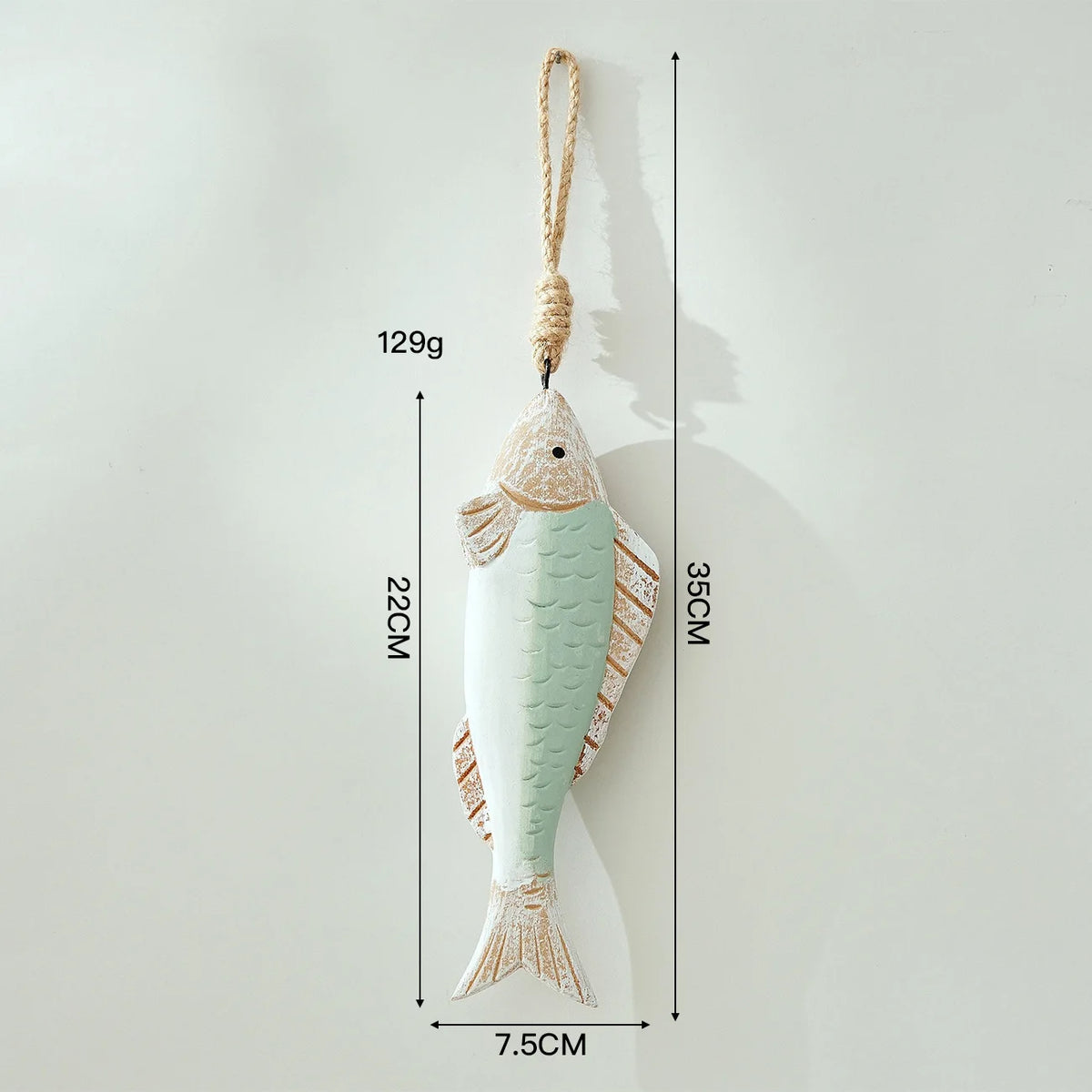 décoration murale poisson bois méditerranéen suspendu bleu vert blanc vieux effet bord mer océan