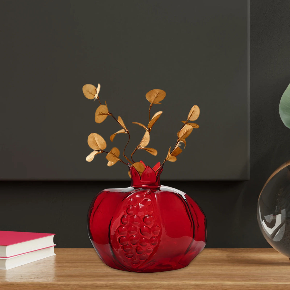 vase verre rouge grenade moderne arrondi gravures intérieur fleurs séchées table decoration