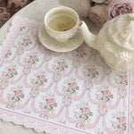 serviettes table rectangulaires fleurs roses classiques blanc rose pâle beige bleu clair bordure dentelée