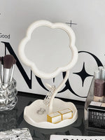 miroir table blanc crème rose poudré floral rangement maquillage bijoux calendrier