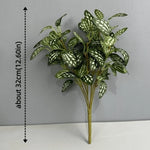 plantes artificielles vertes feuilles pentagonales moderne intérieur branche naturelle aspect réel