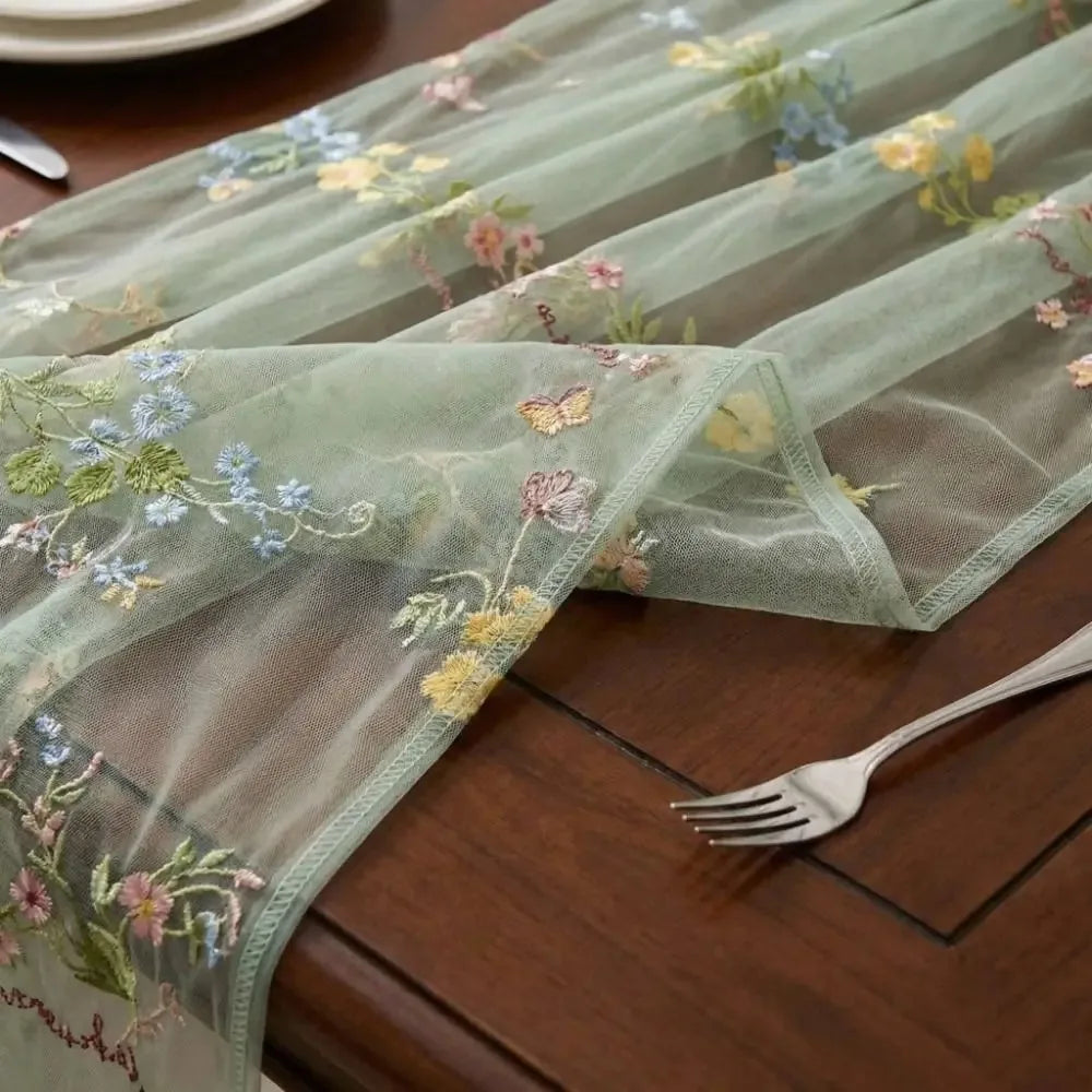nappe décorative florale transparente vert clair blanc printemps mariage décoration table verte festive