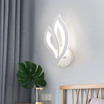 applique murale moderne led blanc feuille stylisée éclairage minimaliste chambre entrée cuisine salon