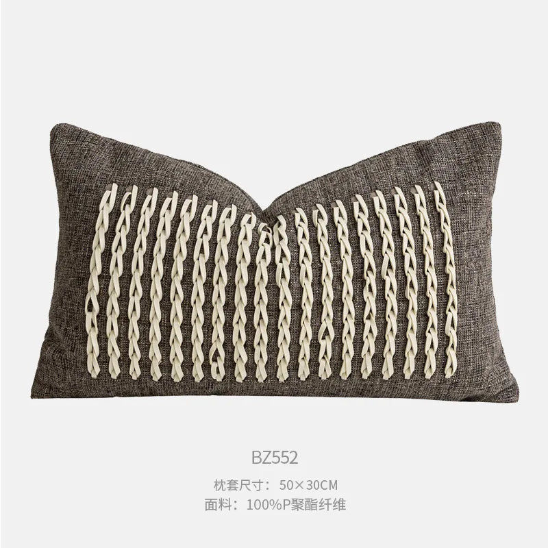 housse coussin carré beige bordure marron motif jacquard tissu décoratif maison sofa salon voiture