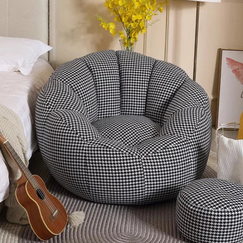fauteuil moderne noir blanc jaune gris carreaux patio nordique lazy footstool