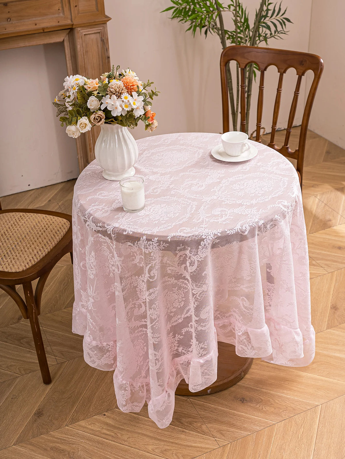 nappe table rose broderie florale semi transparente classique extérieur salon printemps réutilisable machine