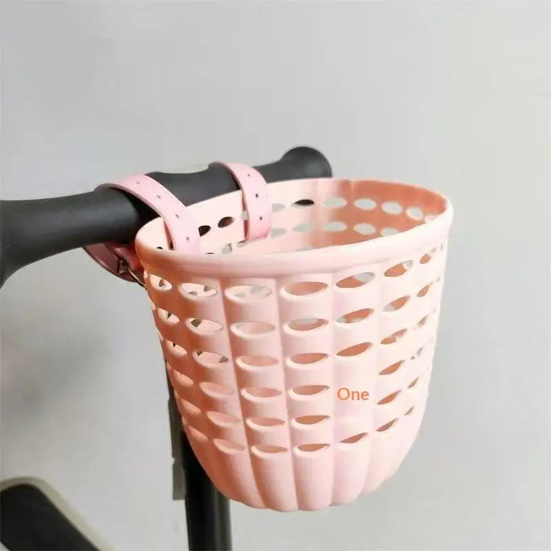 panier vélo enfant orange rose blanc perforé moderne ceinture cuir fixé clip