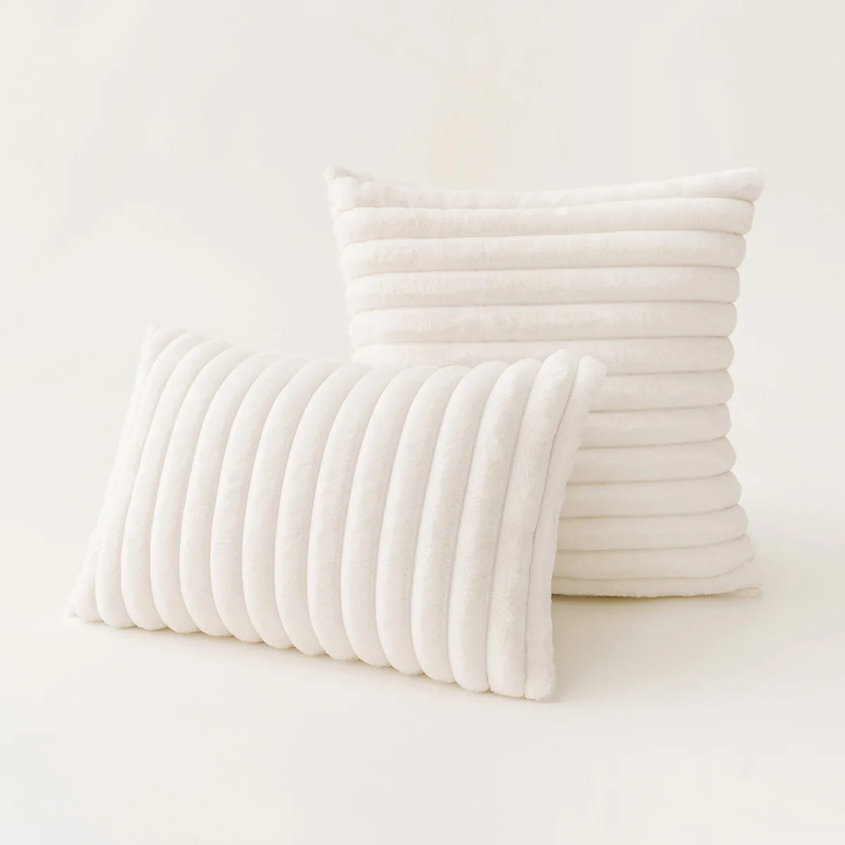 taies d'oreiller peluche rose vert blanc orange lit décoration moderne carré rectangle adhésif
