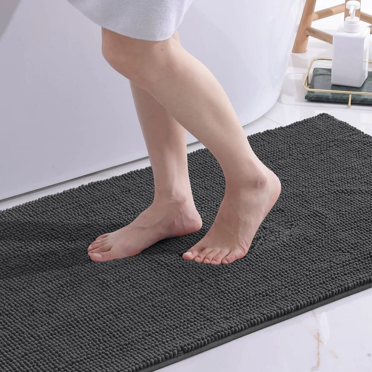 tapis bain microfibre gris clair moderne antidérapant absorbant large salon chambre
