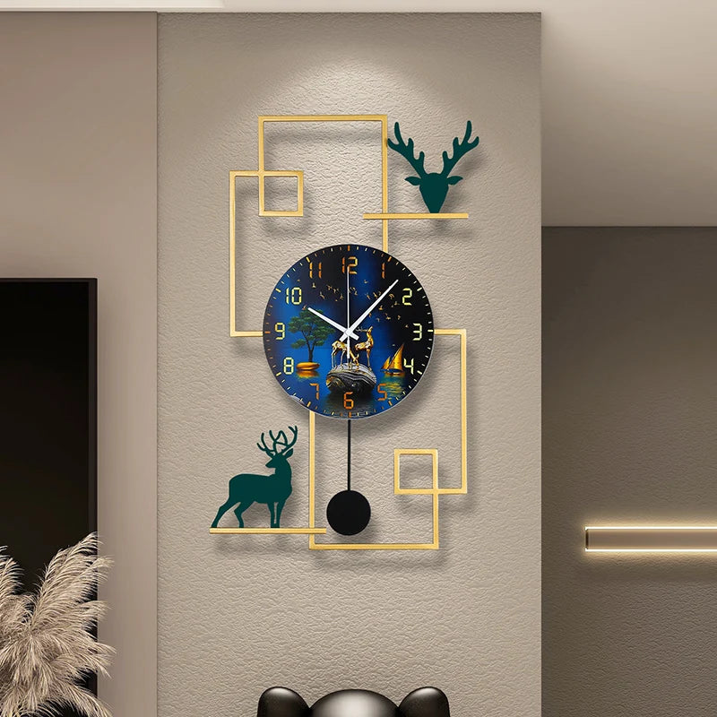 horloge murale moderne bleu doré motif paysage marin bateaux arbres montagnes aiguille métal sans
