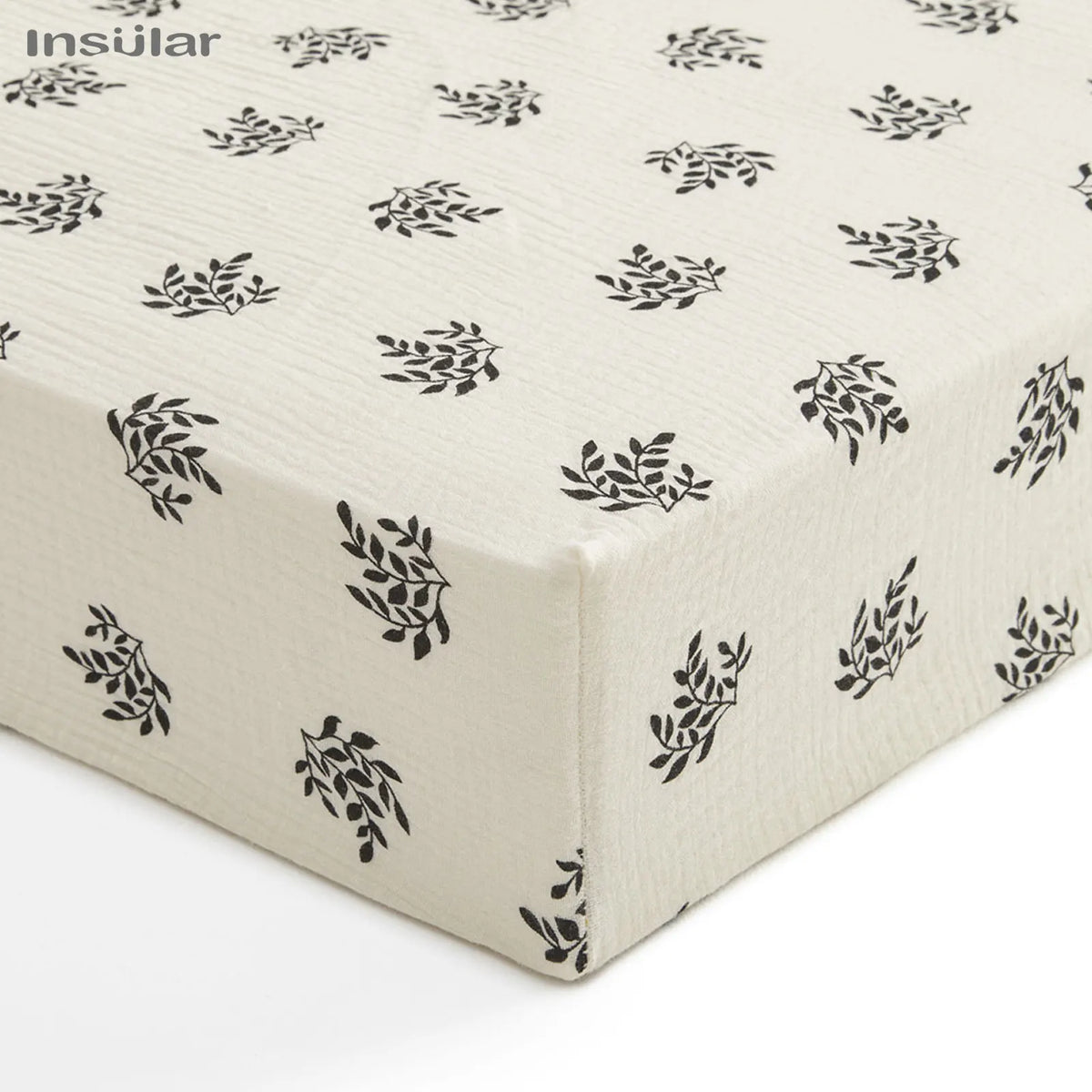 drap housse coton bébé arc ciel floral nuages motifs doux minimaliste enfantin protège matelas