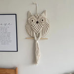 décoration murale chouette macramé blanc motifs géométriques tissage artisanal moderne crochet tassel
