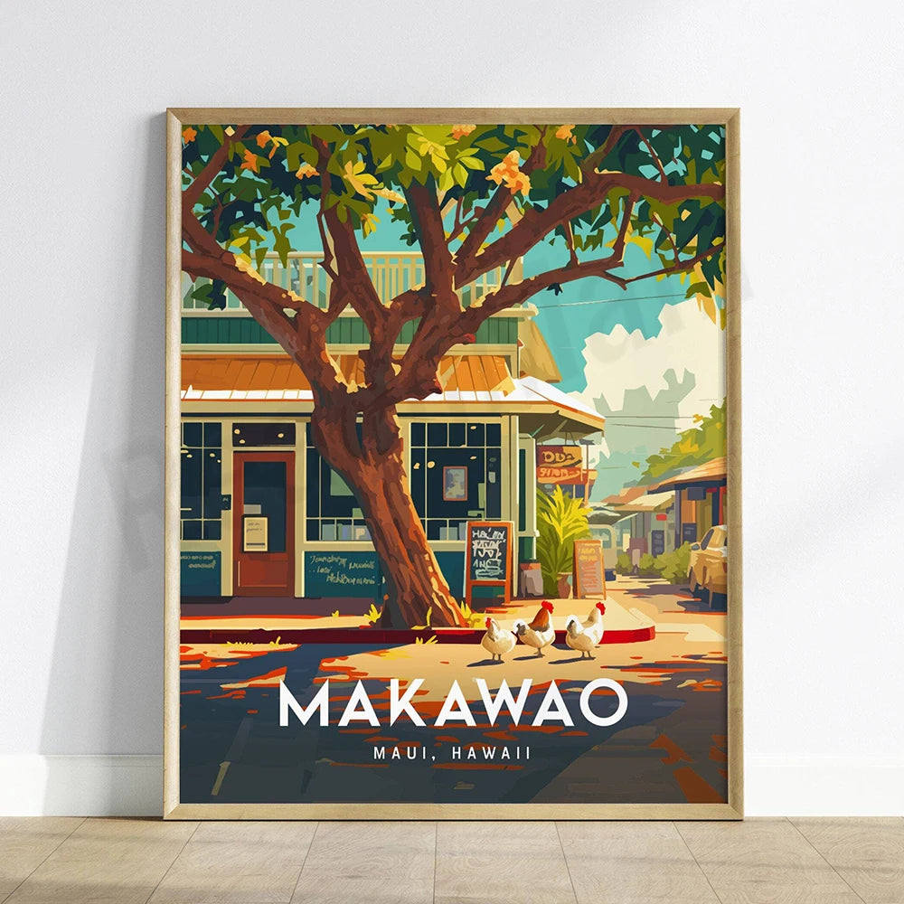 Le poster coloré représente une scène pittoresque d'un petit village de Makawao à Maui, Hawaii, avec un grand arbre au premier plan et des commerces traditionnels dans un paysage tropical.