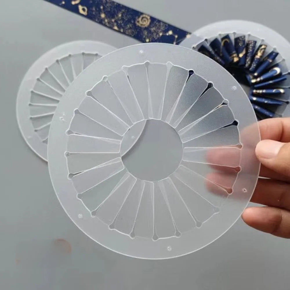 outils fabrication décoration florale plastique transparent rose rouge doré blanc gris étoiles motifs artisanal