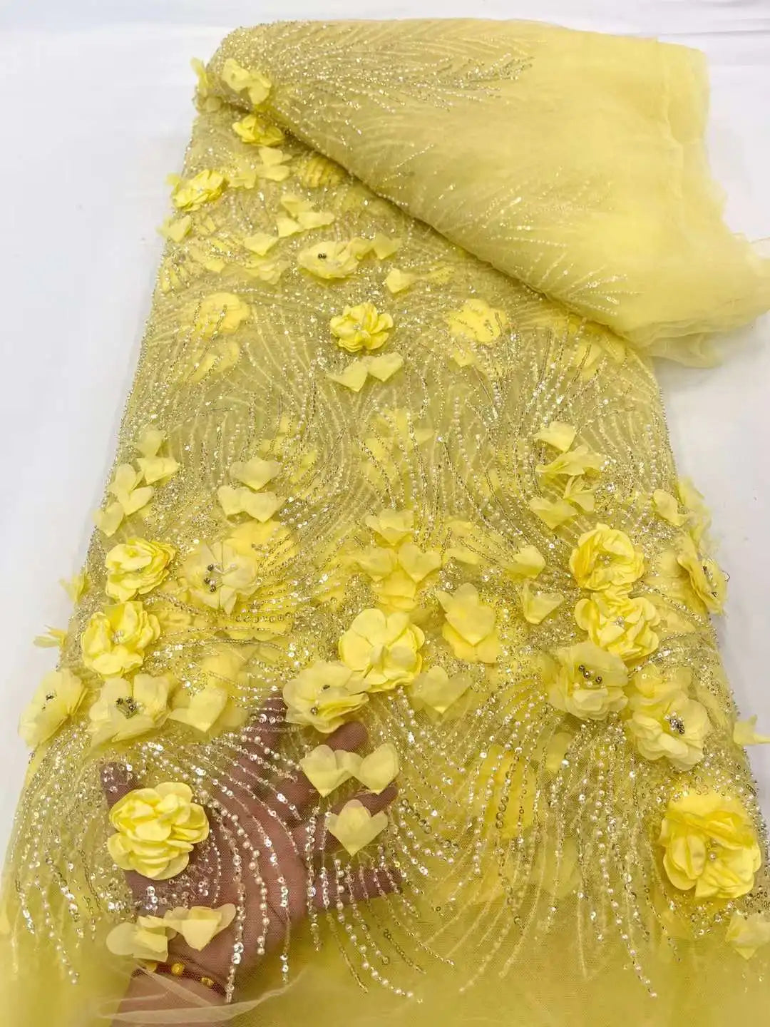 tissu décoratif polyester dentelle fleurs relief brillants élégant mariage soirée partie