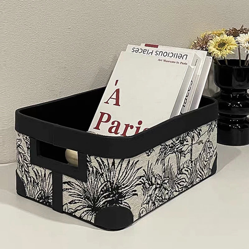 sac main cuir beige noir utilisation multiple respectueux environnement moderne chic porte clés bijoux