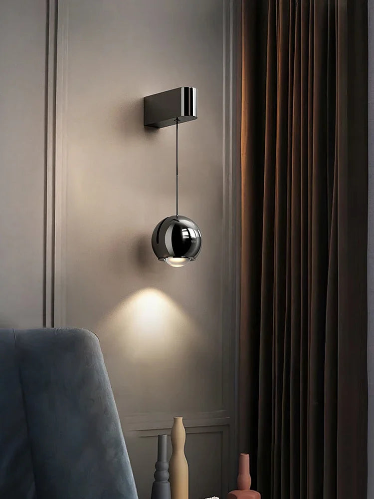 lampe murale réglable moderne argentée abat jour verre transparent minimaliste