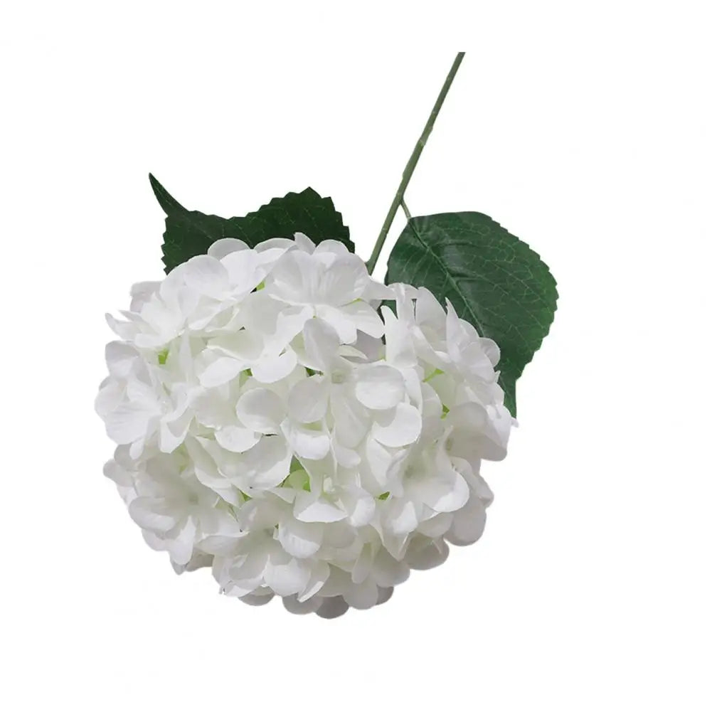bouquet fleurs artificielles hortensias blanc bleu rose vert orange violet intérieur vintage romantique