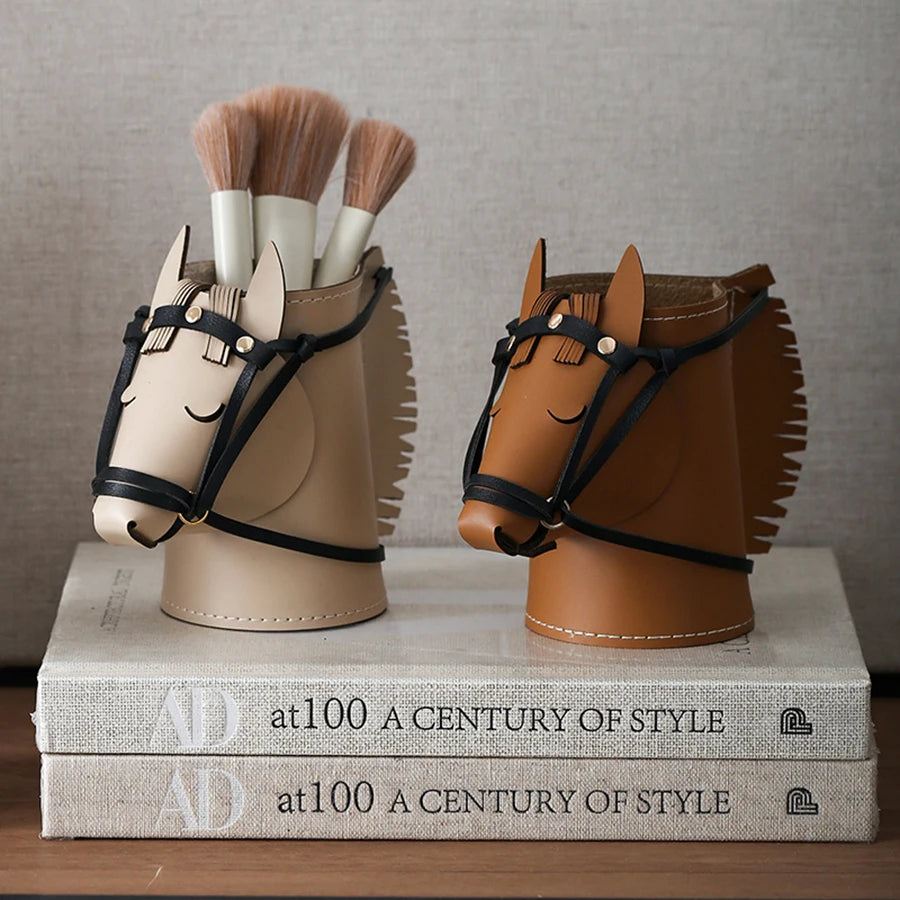 porte brosses tête cheval simili cuir franges beige marron noir créatif décoration maquillage