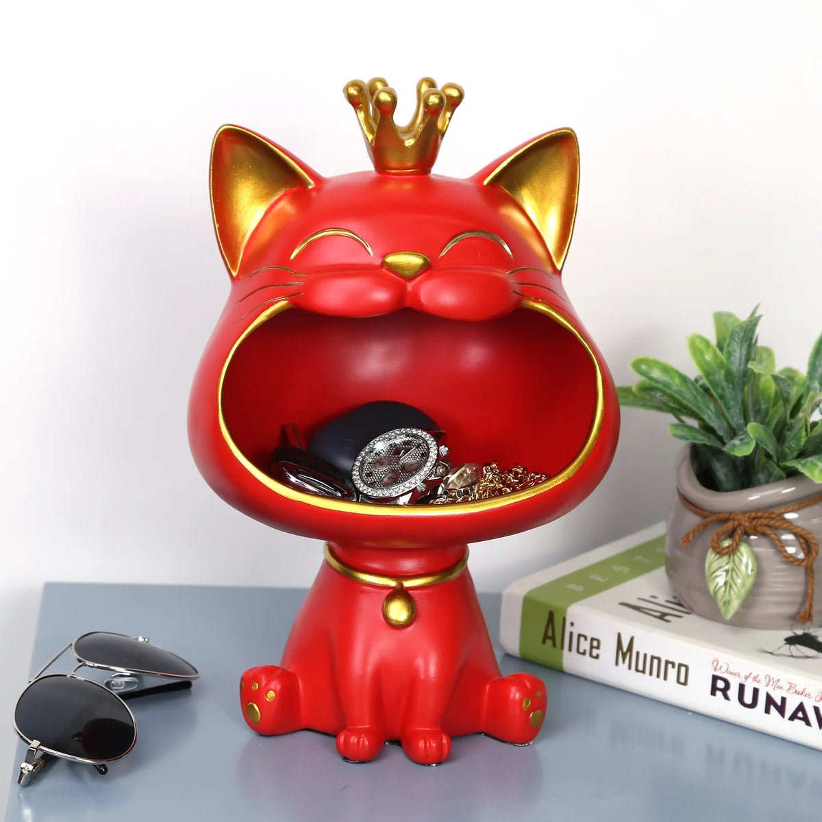 porte clés bijoux chat couronne moderne noir rouge blanc souriant opacité