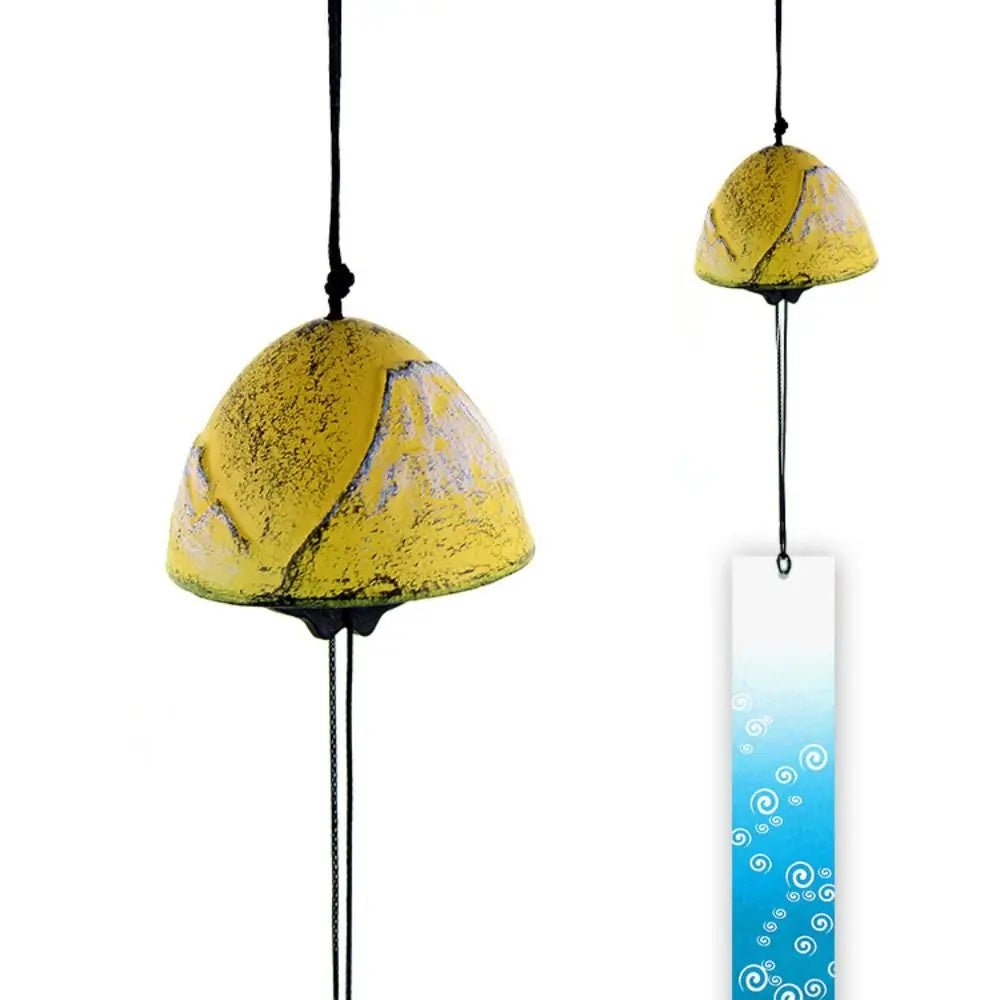 cloches métal relief floral corde verte bleue noire jaune artisanale extérieure jardin decoration