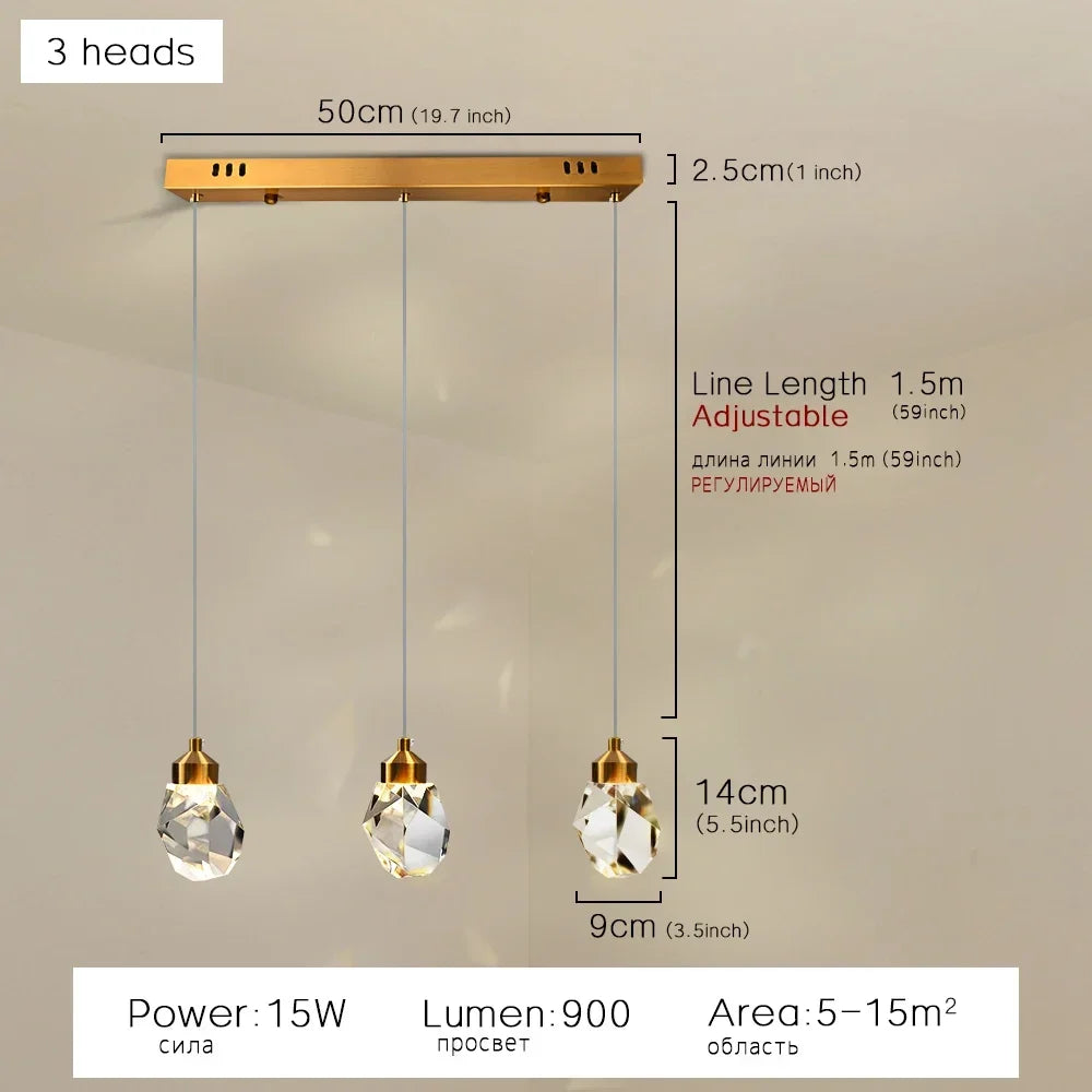 suspension lumineuse moderne or cristal led transparent facettes géométriques chambre élégante