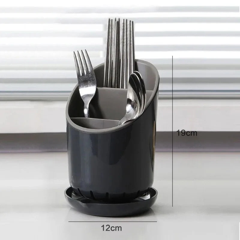 rangement cuisine moderne ustensiles blanc gris compartiments fourchette couteau cuillère baguette
