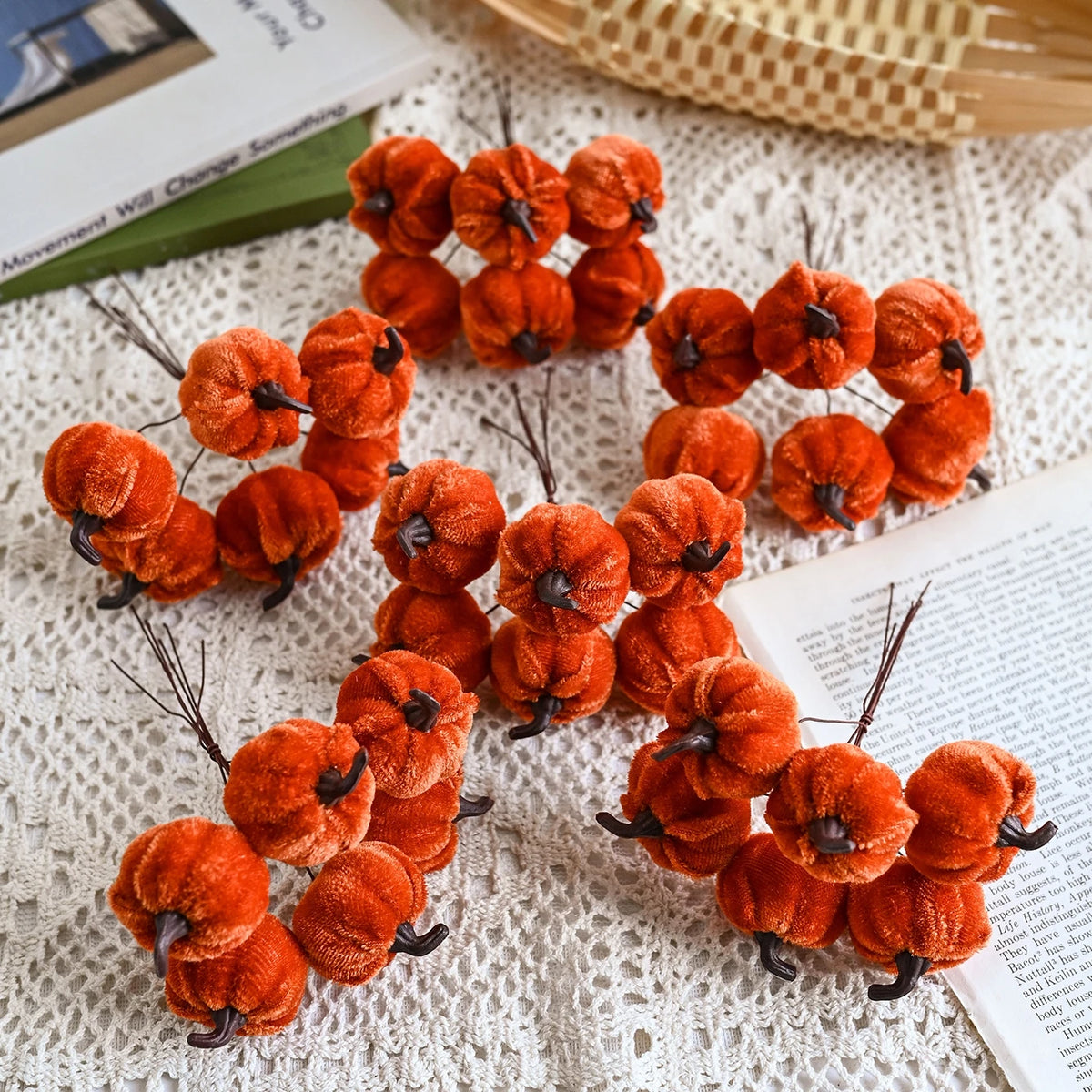 guirlande pommes ornement velours automnale rose orange verte rouge extérieure