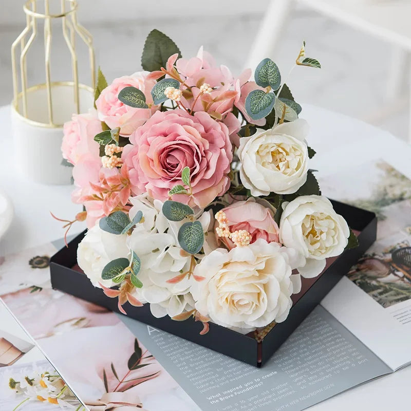 bouquet fleurs artificiel violet rose blanc moderne élégant intérieur décoration mariage festive prénuptiale