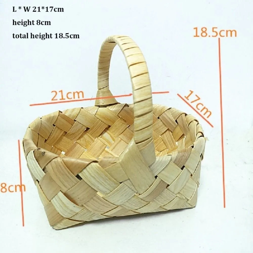 panier tressé bois naturel réutilisable traditionnel poignée anneaux métalliques rustique utilisation multiple fleuriers decoration