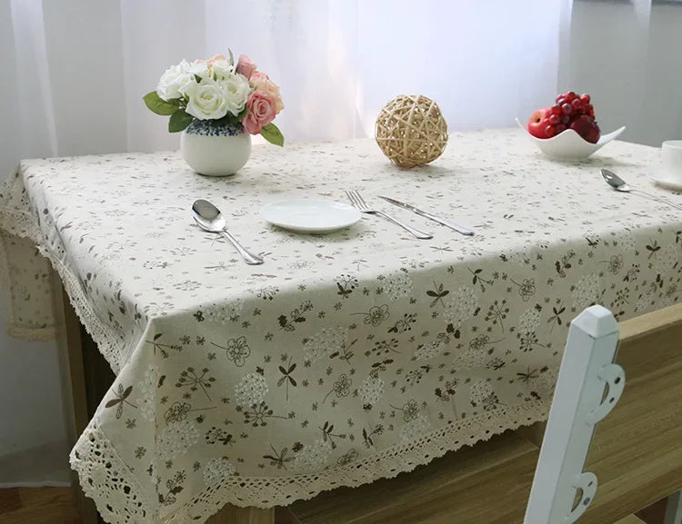 nappe table fleurs dandelins classique beige clair marron simple bordure dentelée coton lin réutilisableDecoration