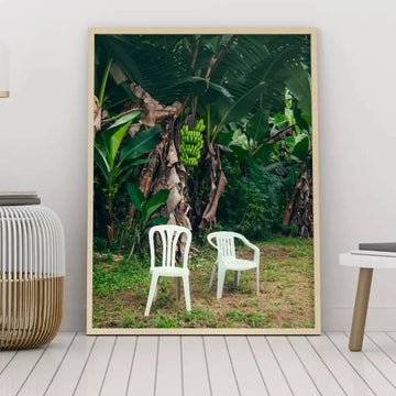 affiche moderne paysage végétal chaises blanches verte beige opaque
