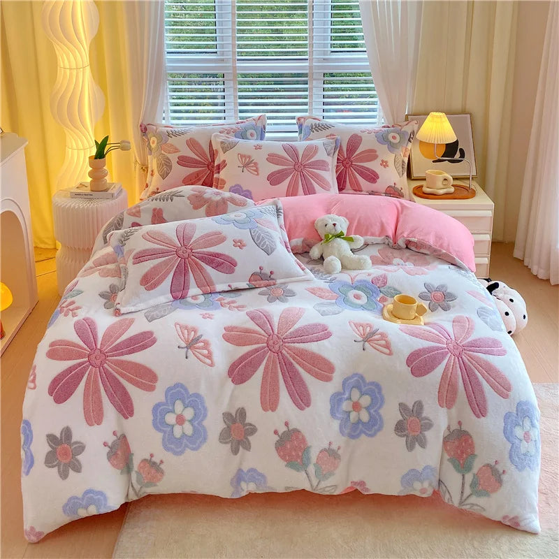 Détail du motif plante imprimé sur housse de couette polaire