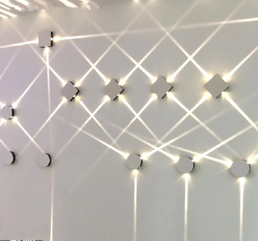 applique murale led moderne blanc noir fixee mur contemporaine carrée sources lumineuses