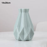 vase moderne blanc rose vert geometrique facettes minimaliste deco maison