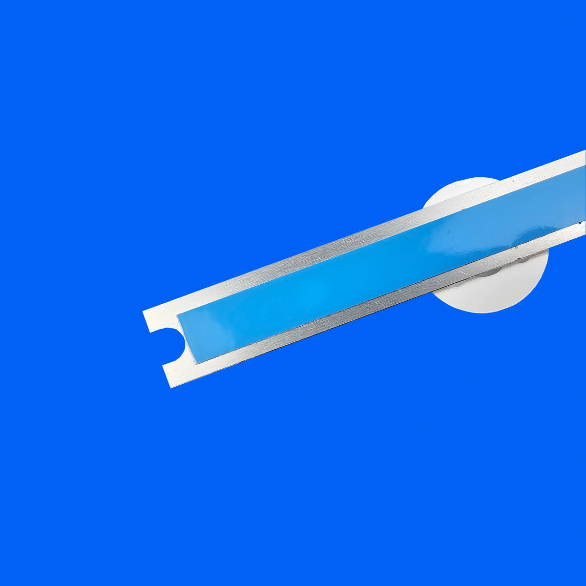 bande lumineuse led adhésive blanche bleue moderne connecteur électrique