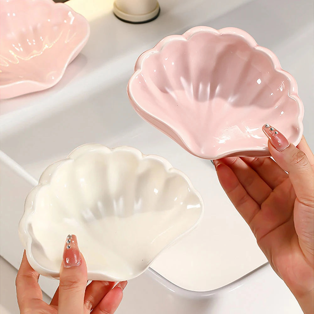 assiette savon coquillage moderne rose clair blanc salle bain rangement plateau opacité