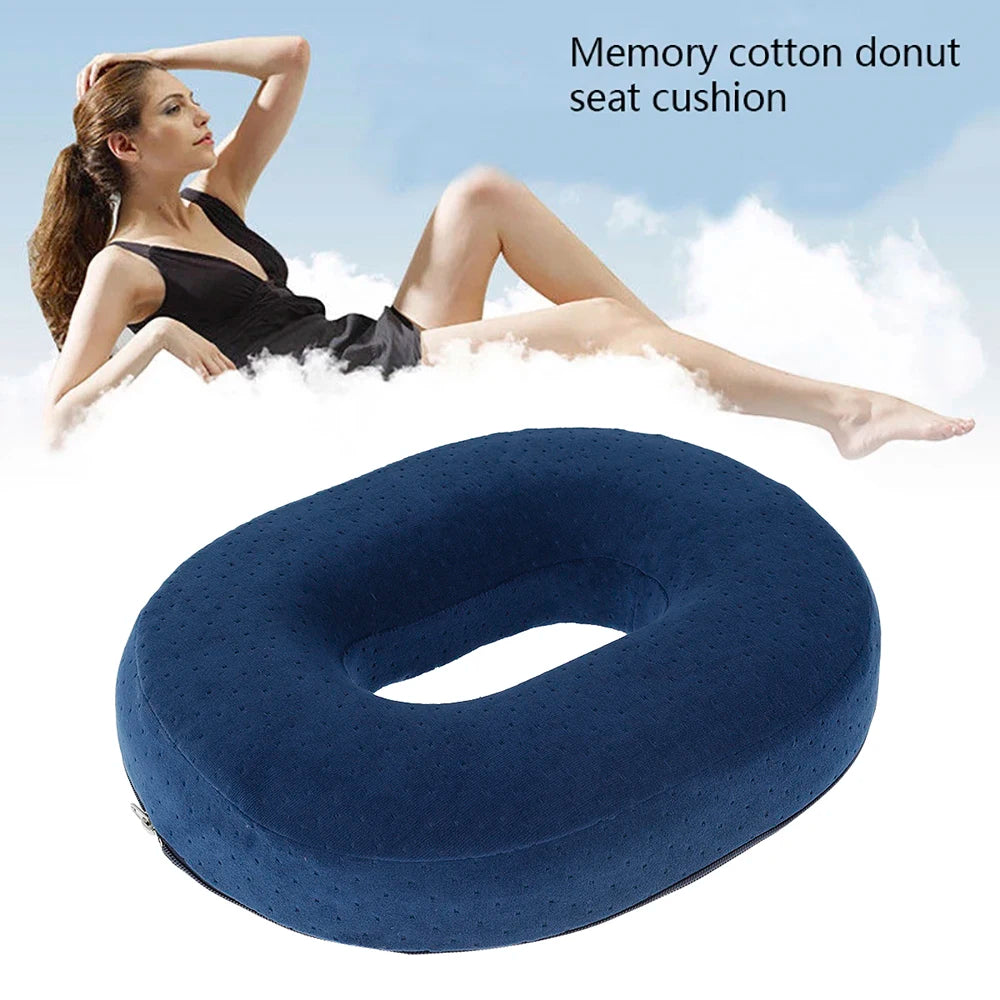 coussin donut bleu foncé velours mousse mémoire forme arrondie anti décubitus confortable adhésif amovible