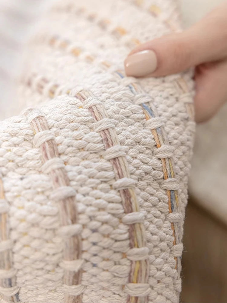 Tapis blanc 200x300 cm salon avec canapé gris