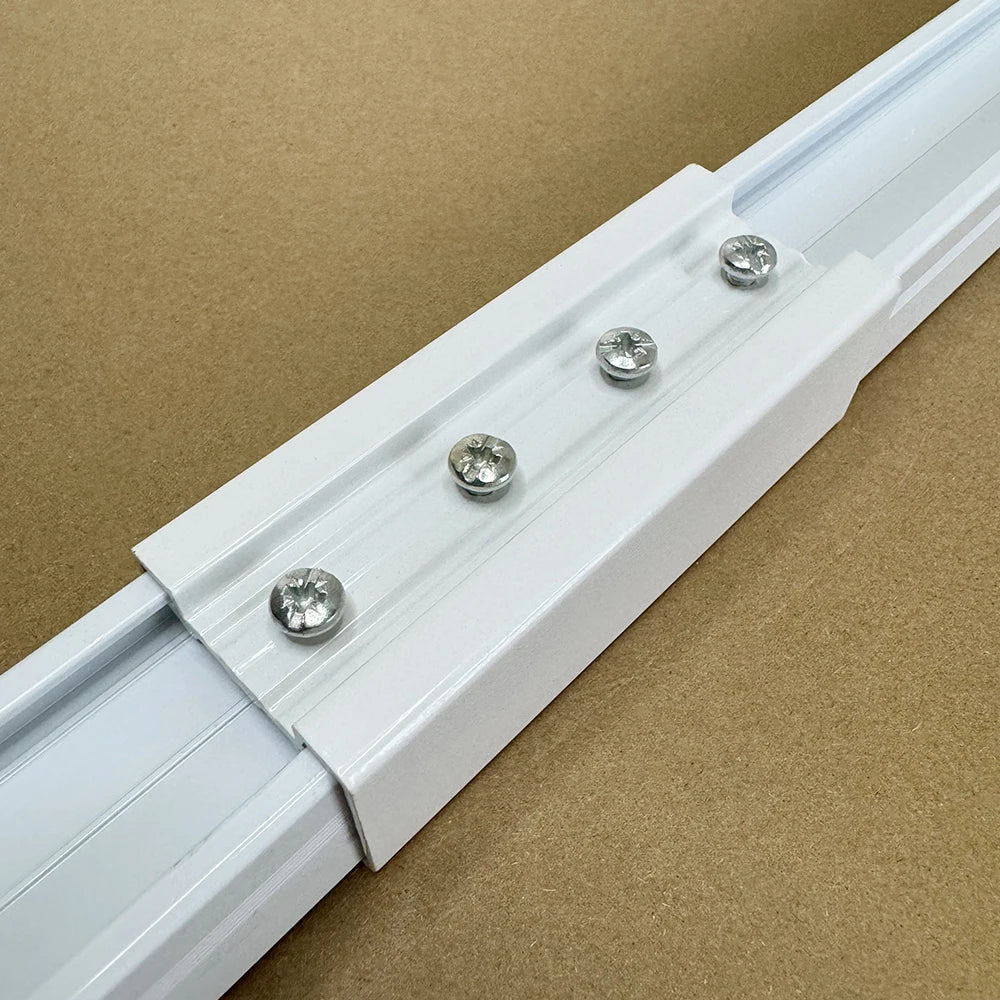 rail suspension électrique blanc moderne vis fixations accessoires rideau motorisé joint lisse opaques