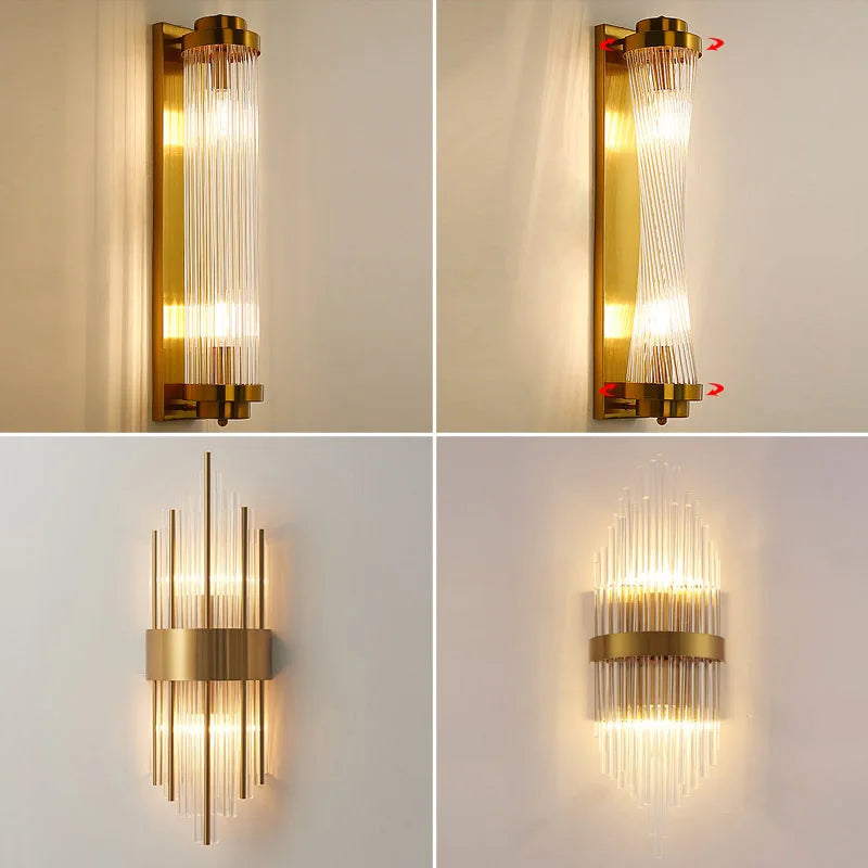 Applique murale LED dorée allumée dans un salon moderne