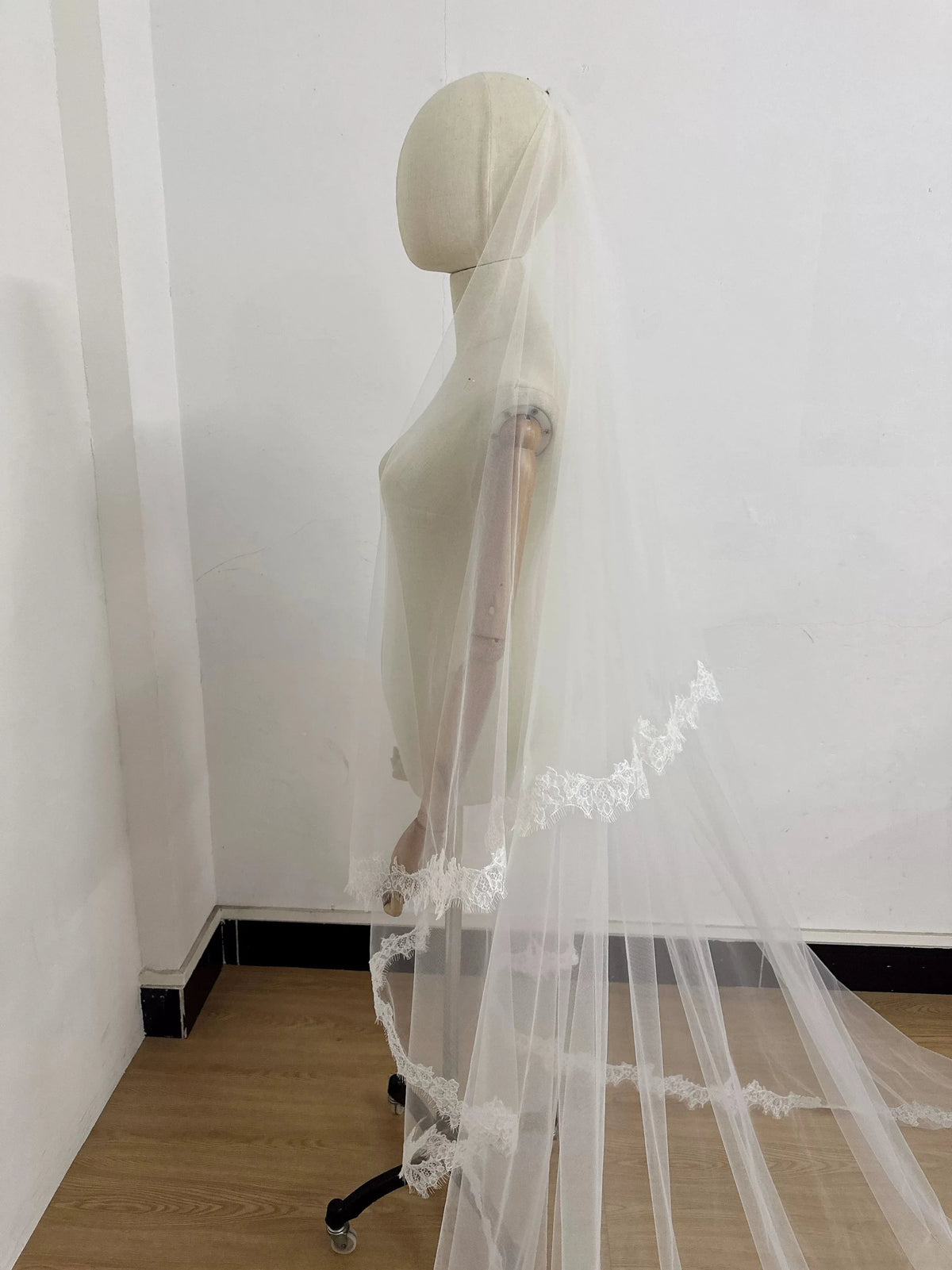 voile mariée deux couches dentelle fine blanc classique bordure décorative translucide femme
