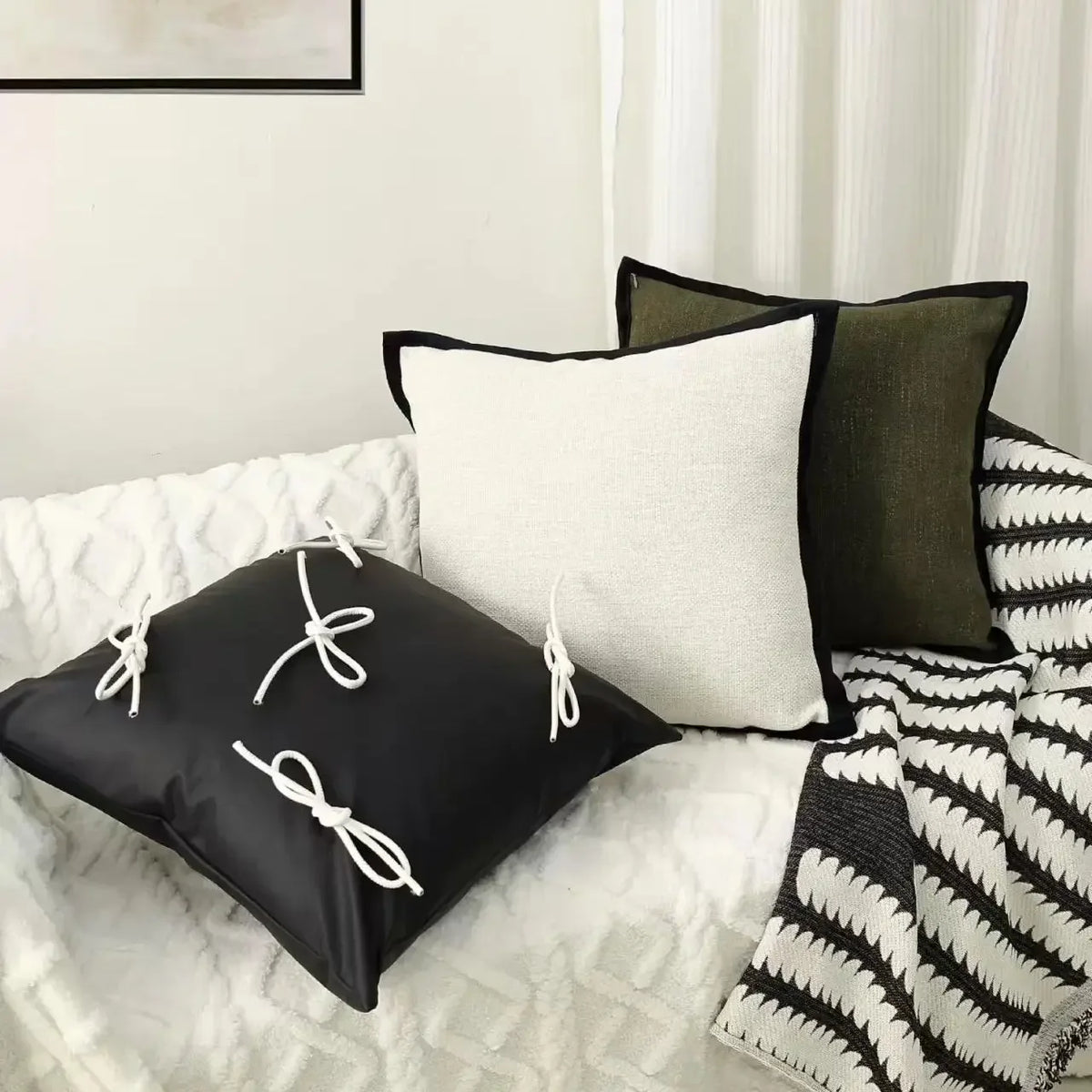 taies d'oreiller moderne beige noir tissu respectueux environnement pièces