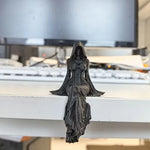 statue gothique reine robe noire satinée classique occasion noël valentin anniversaire nouveauannée