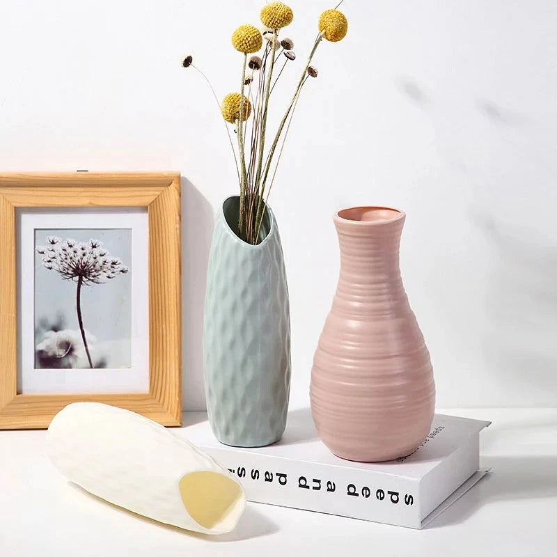 Cache-pot plastique design moderne rose