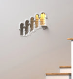 Comparaison des finitions blanc mat et brut de l'applique murale escalier