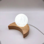 lampe table moderne bois lunaire lumière blanche décoration intérieure minimaliste