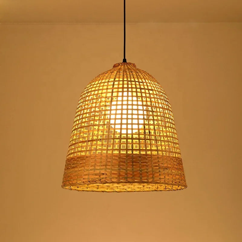 suspension lumineuse moderne bambou tissé ampoules led beige clair fixations câble opacité rustique