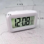 horloge numérique moderne compacte affichage lcd vert noir blanc rose clair timer radio fonctionnement